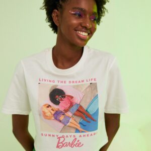 Barbie – Sunny Days Ahead Oversized Crop White – T-Shirt – Weiß – S – 80% Baumwolle, 20% Polyester Barbie - Sunny Days Ahead Oversized Crop White - T-Shirt - Weiß - S - 80% Baumwolle