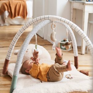 Activity-Decke mit Spielbogen GRÜNER WALD oder PINGUIN