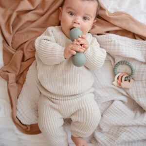 Baby Rassel aus Silikon MUSHIE