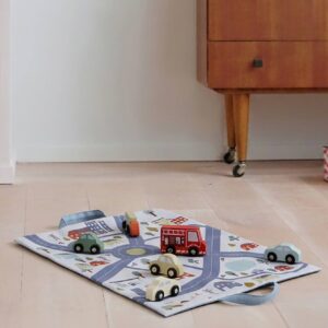 Faltbarer Spielteppich mit 5 Holzfahrzeugen Faltbarer Spielteppich mit 5 Holzfahrzeugen